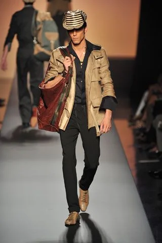 Look 8
